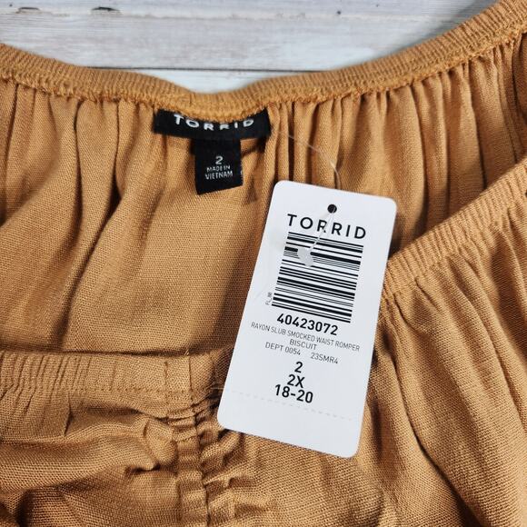 Torrid Rayon Slub Smocked Waist Romper 2X NWT - Picture 6 of 10